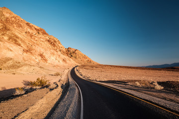 Fototapeta na wymiar Artist's Drive in Death Valley