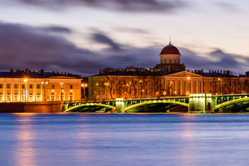 Fototapeta premium beautiful night view of Saint Petersburg city centre, Russia