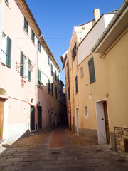 Diano Castello, Roads and streets