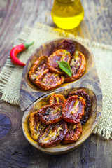 Sun dried tomatoes