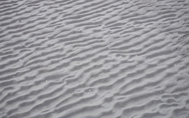 Sand-Textur bei Ebbe in einsamer Bucht / Vatnsnes-Halbinsel, Nord-Island