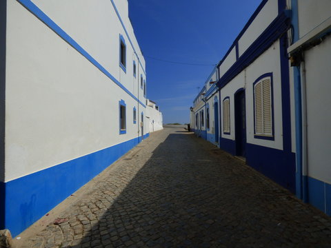 Cacela Velha  en Portugal,aldea costera  del Algarve, en la zona del Parque Natural de Ria Formosa  perteneciente a Vila Real de Santo António