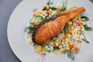 Baked salmon with bean Job's tears salad