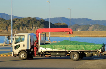 クレーントラック