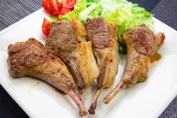 仔羊肉のソテー