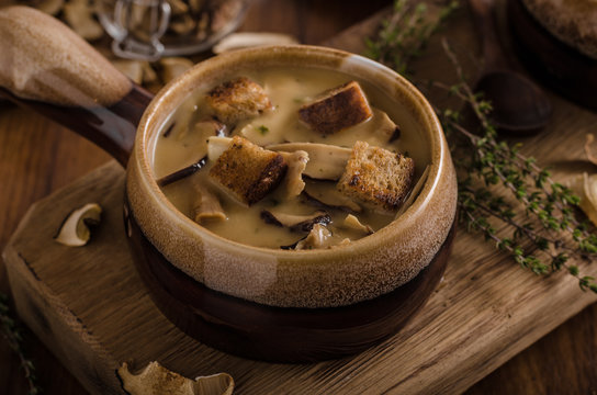 Rustic mushrooms soup