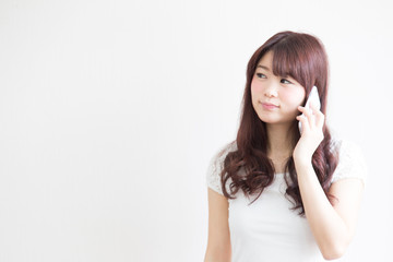 Fototapeta premium 女性・スマホ