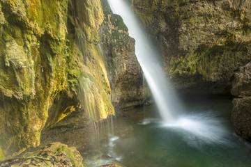 Fototapeta na wymiar Wasserfall - Hinang - Allgäu - wunderschön