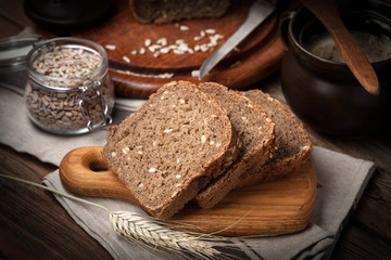 Wholemeal bread with sunflower seeds.