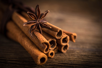 Anise stars and cinnamon