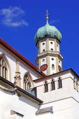 Fototapeta na wymiar Kirche St. Ulrich in AUGSBURG ( Bayern )