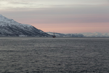 Fototapeta premium The lonely ship