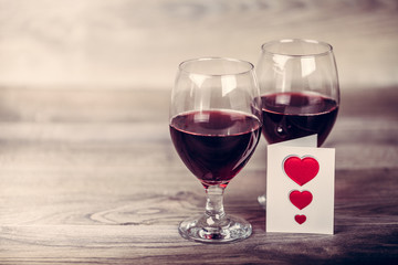 Red wine and  love message