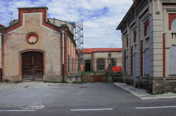 Obraz premium old industrial warehouses in the worker's village of Crespi d'Adda, a World Heritage site