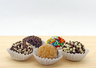 Sweets of different flavors (Brigadeiros)
