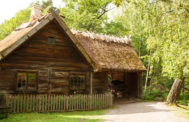 Fototapeta na wymiar Traditional farmhouse in Sweden
