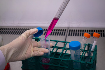 A cell medium transferring via pipette