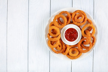 breaded and fried crispy onion rings