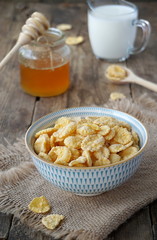 Cornflakes with milk in a bowl