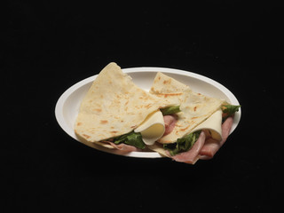 piadina with ham, cheese and salad