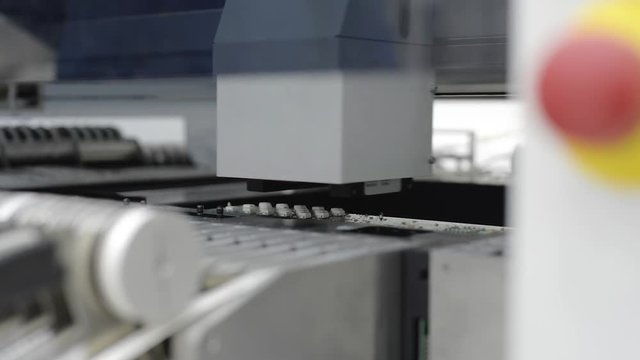 The work of the SMT machine.