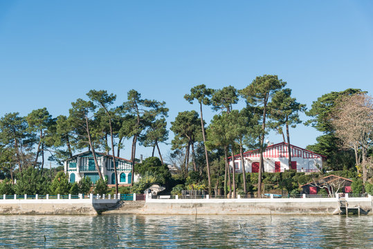 CAP FERRET (Bassin d'Arcachon, France), luxueuses villas au bord de la baie
