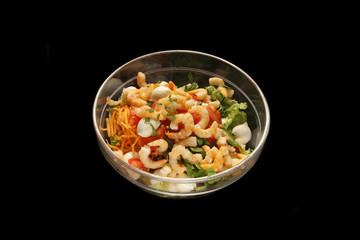 mixed salad with shrimps