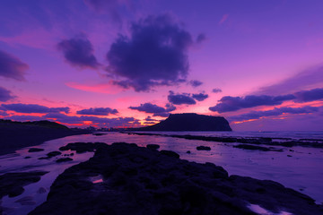 Fototapeta premium Dawn at Ilchulbong Jeju city,South Korea.