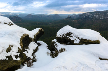 Aussicht vom Kleinen Winterberg über das Tal der Sächsischen Schweiz