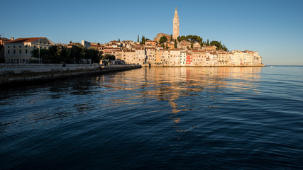 Fototapeta na wymiar Rovinj in Kroatien in der Morgensonne