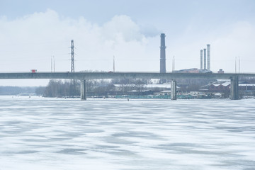 Obraz premium Frozzen Volga in Kostroma, Russia