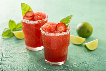 Frozen strawberry lime margarita