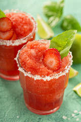 Frozen strawberry lime margarita