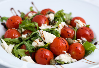Vegetarian salad - Italian style