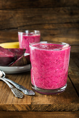Healthy Beetroot Smoothie for Breakfast
