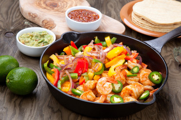 Shrimp Fajitas In Cast Iron Skillet
