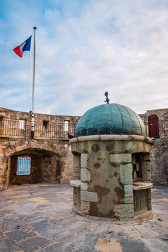 Au sommet de la tour du Fort Balaguier à La Seyne-sur-Mer