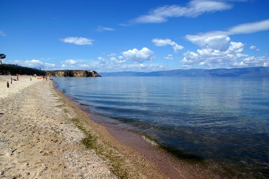 Байкальский пляж