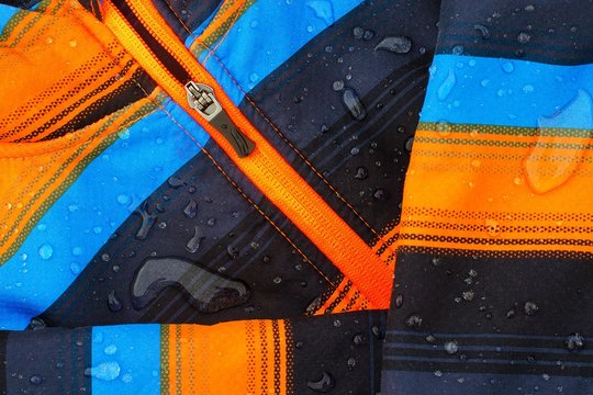 Colorful softshell jacket with raindrops