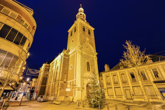 Virga Jesse Basilica in Hasselt at night