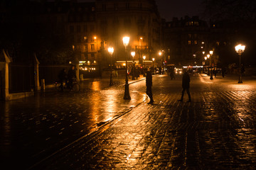 Mezzanotte a Parigi 