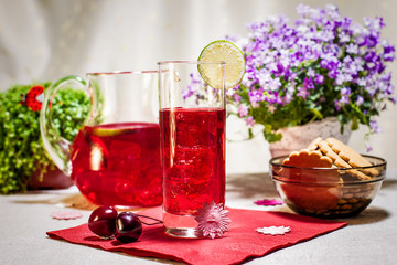 pink lemonade and cookie