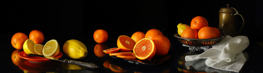 Panele Szklane  Panorama martwa natura z pomarańczami, cytrynami i dzbankiem