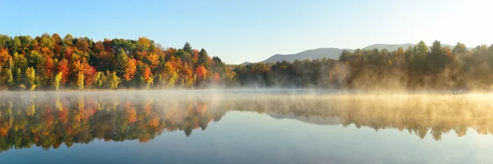 Foto op Canvas Lake Autumn Foliage mist © rabbit75_fot