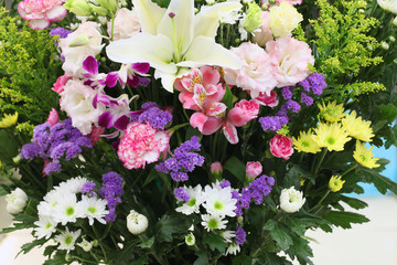 日本の葬式の花
