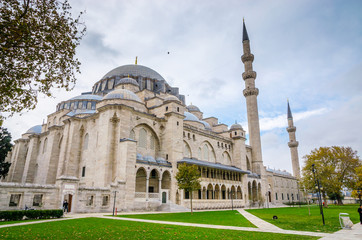 Fototapeta na wymiar Suleymaniye mosque in Istanbul, Turkey