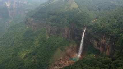 Nohkalikai waterfall near Cherrapunji, Meghalaya, India.