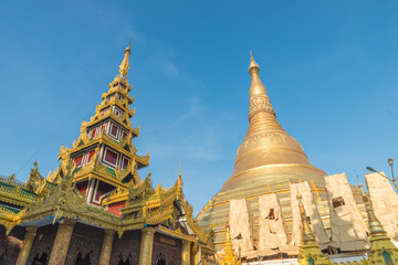 Fototapeta premium Shwedagon Pagoda, Yangon, Myanmar