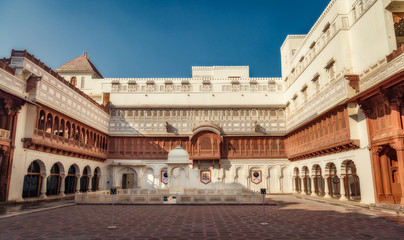 Fototapeta na wymiar Junagarh Fort Bikaner Rajasthan architectural structure made of white marble and red sandstone. 