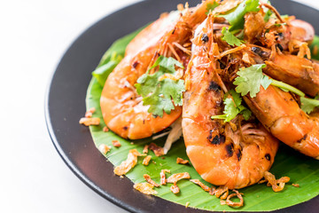 fried shrimp with garlic
